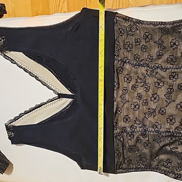 Lace top shapewear - Picture 8 of 10